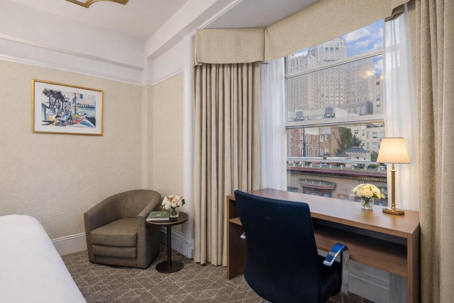 Deluxe King Room,1765192415:JPEG