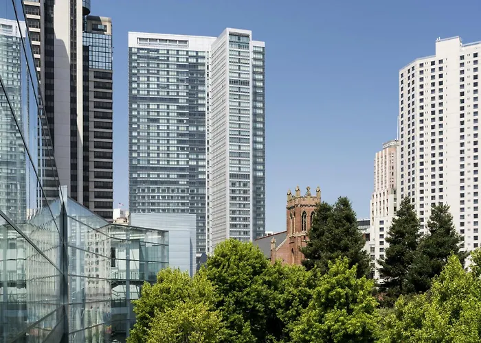 Motel: Four Seasons Hotel San Francisco